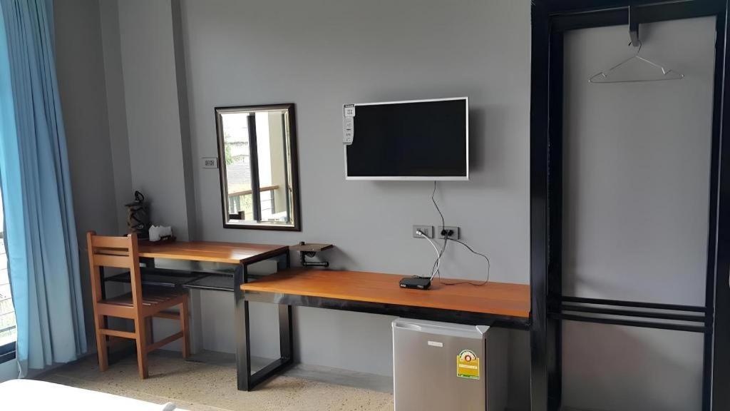 Hotel Chomtrang Zewnętrze zdjęcie