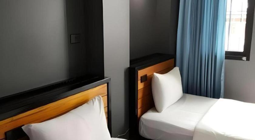 Hotel Chomtrang Zewnętrze zdjęcie