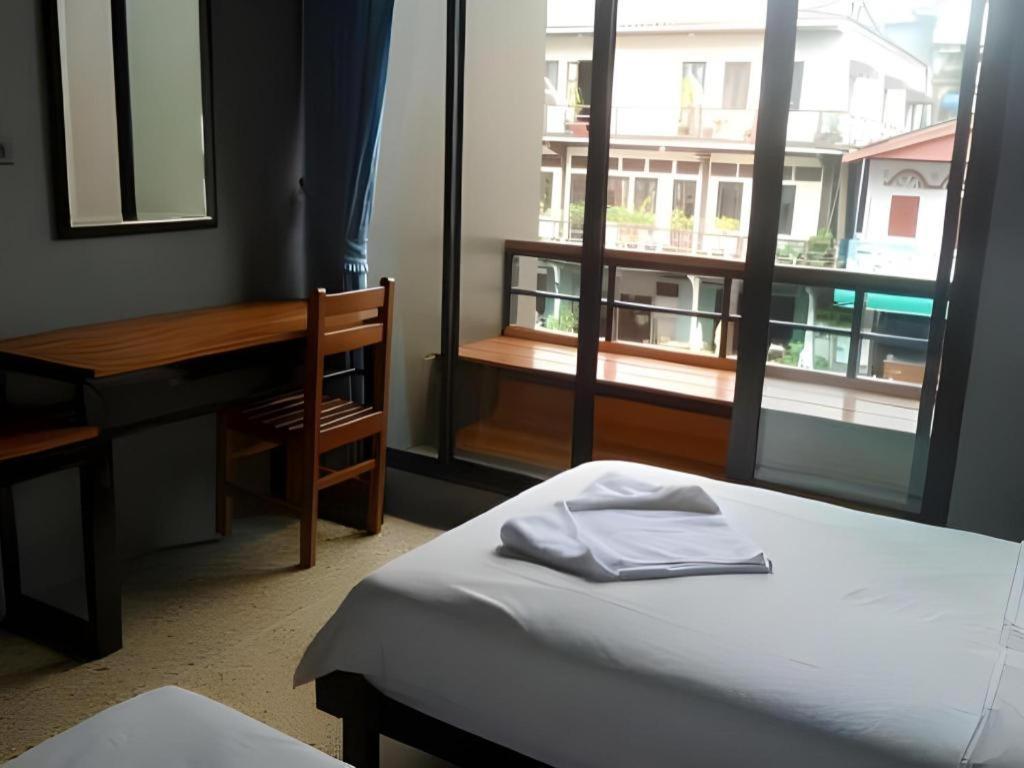 Hotel Chomtrang Zewnętrze zdjęcie